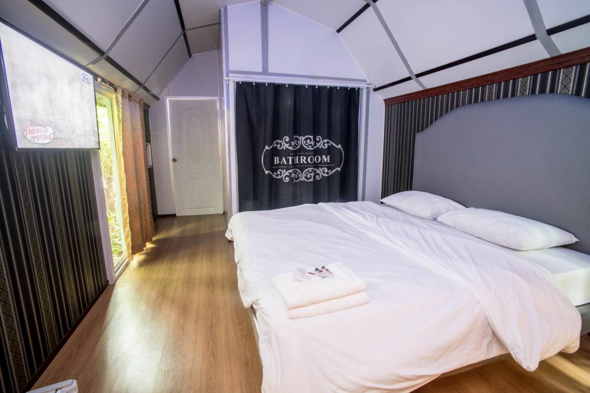 Kurina Hotel (Adults Only) Bangkok Exterior photo
